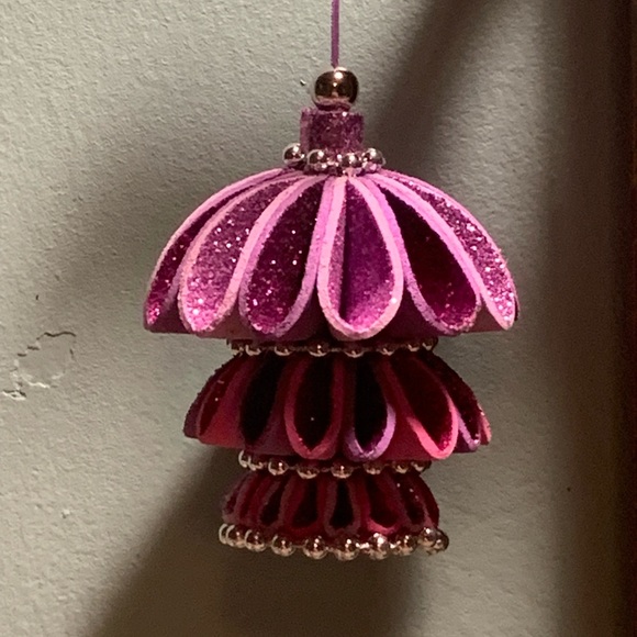 Christmas ornaments! - Picture 2 of 9